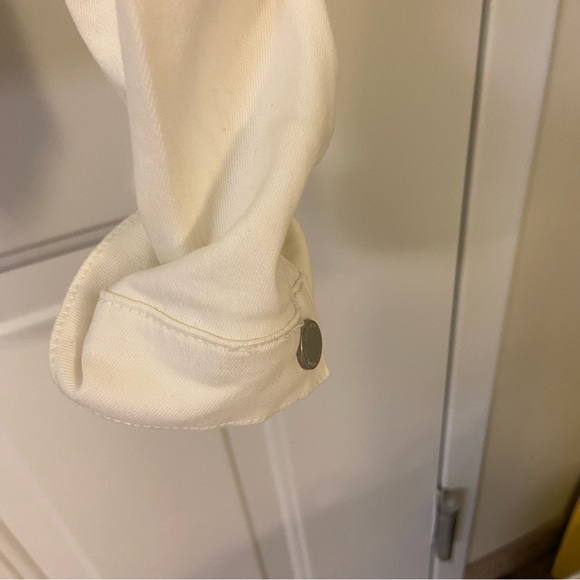 White Cropped Jean Jacket with Hood - Picture 4 of 12